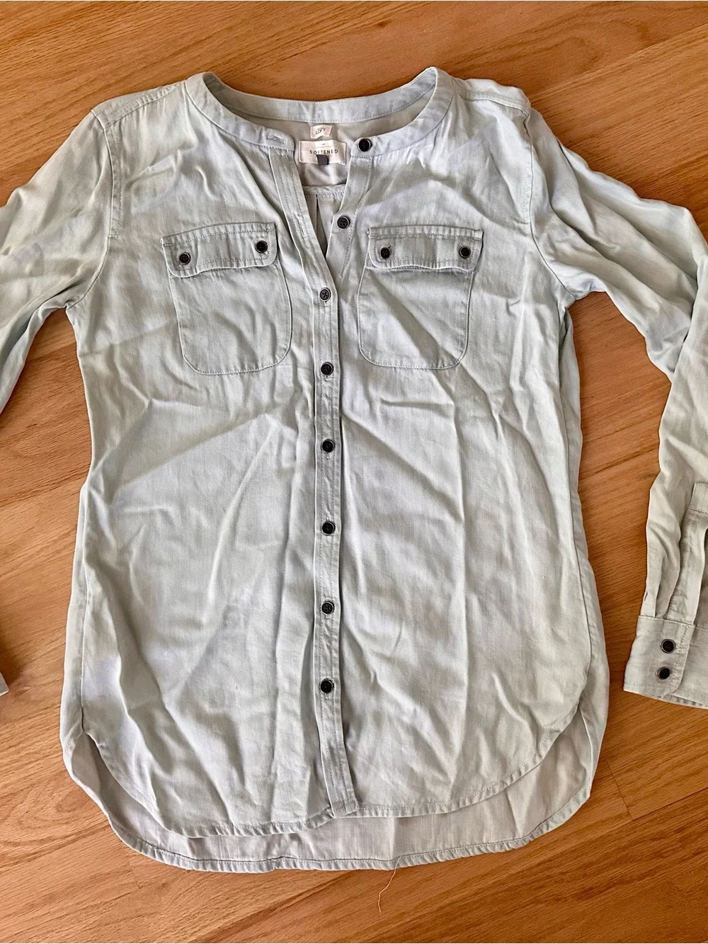 Ann Taylor Loft softened chambray shirt sz xs